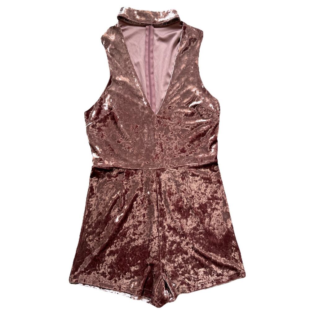 Tobi Pink Velvet Romper Shorts Jumpsuit Sz Medium